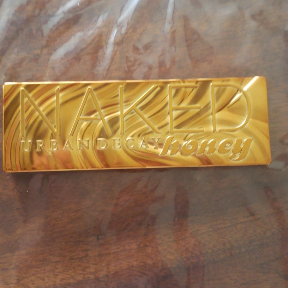 Urban decay NAKED honey pallet
